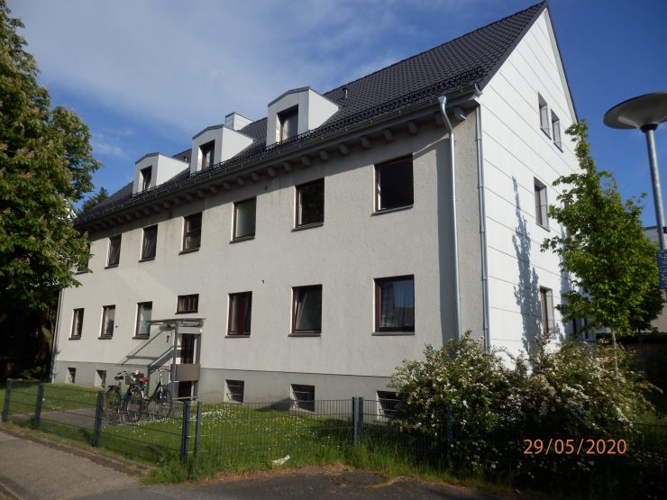 Uni-/ FH-Nähe: 2-Zimmer-Whg. mit EBK und VB zum 1.9.2022 in der Kastanienallee