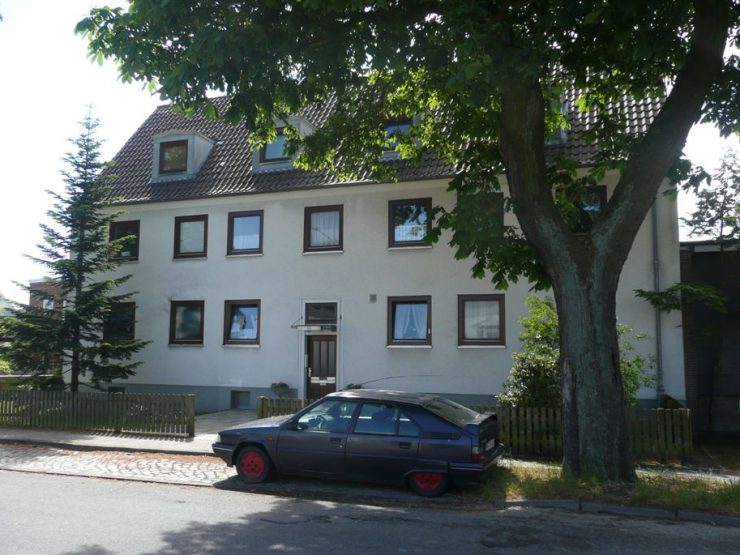 3,5 -Zimmer-Wohnung mit EBK und Vollbad zum 1.7.2024 in der Kastanienallee